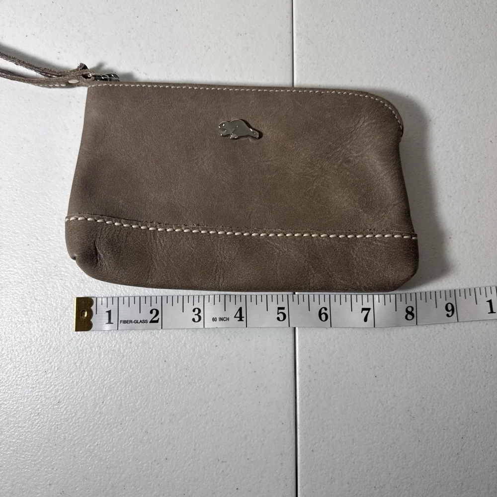 Roots Canada Genuine Leather Wristlet Pouch Clutch Bag Brown Zip Top Vintage